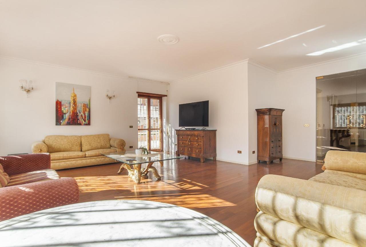 רומא Eur Luminous And Large Family Terrace Apartment מראה חיצוני תמונה