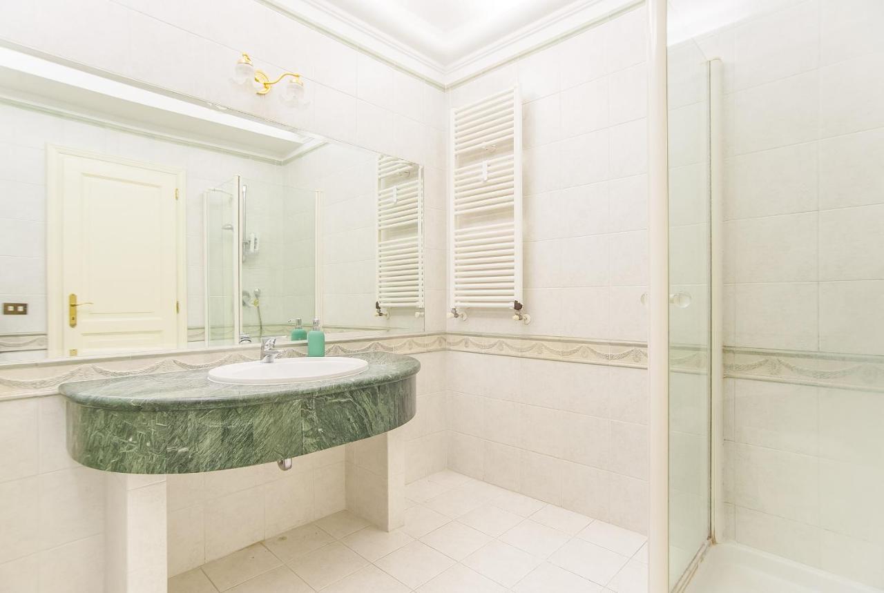 רומא Eur Luminous And Large Family Terrace Apartment מראה חיצוני תמונה